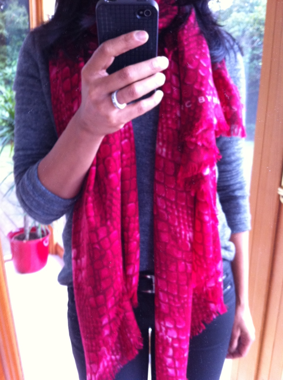 MJ scarf